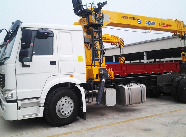 XCMG 4ton Mini Truck Mounted Crane SQ4SK2Q Truck With Crane for Sale